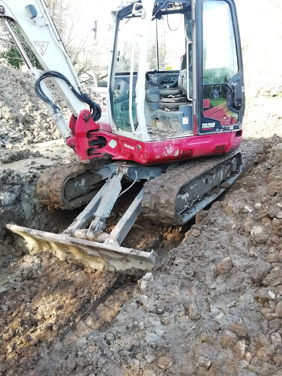 6 Ton Excavator on ground works